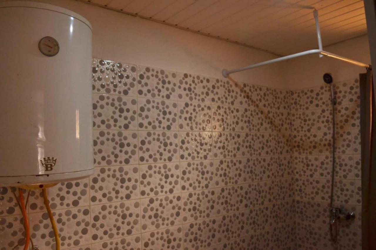 Fully Aircondition 3Bed Villa- A C- Wifi- Hotwater Freetown Exterior foto